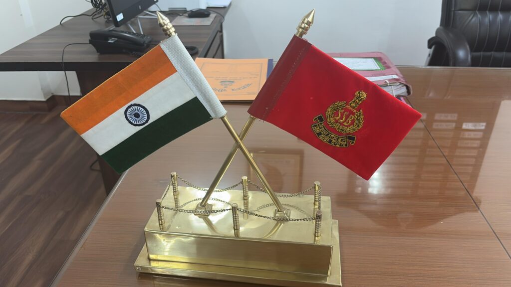 Table flags supplies by the chahaman enterprises